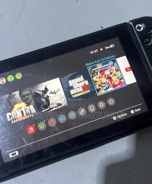 Nintendo Switch With FC27, 2pads and Pouch