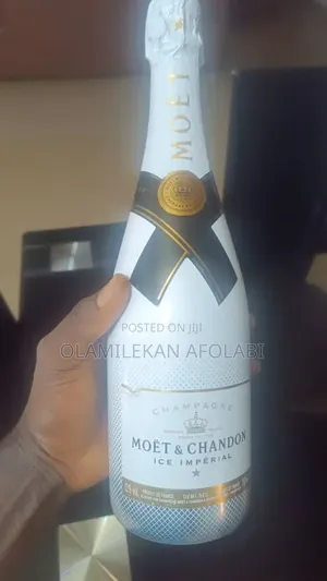 1 Bottles - Martell Cordon Bleu + Moët Ice Imperial - Original
