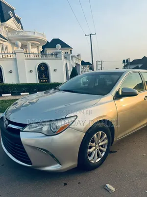 Toyota Camry 2015 Gold
