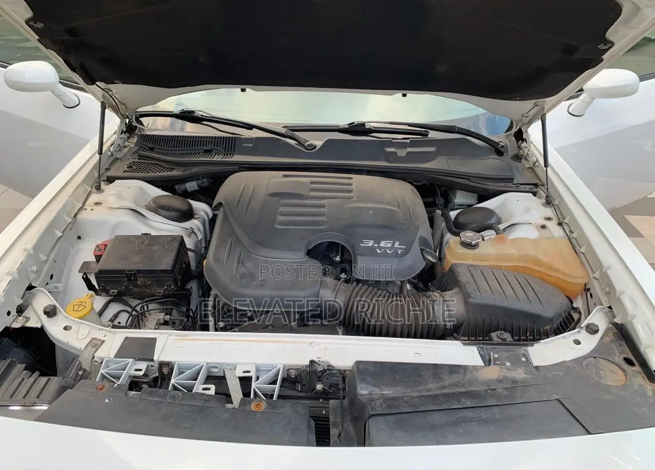Dodge Challenger GT 2021 White