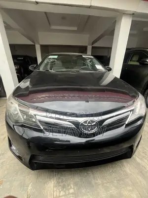 Toyota Camry XLE V6 4dr Sedan (3.5L 6cyl 6A) 2013 Black