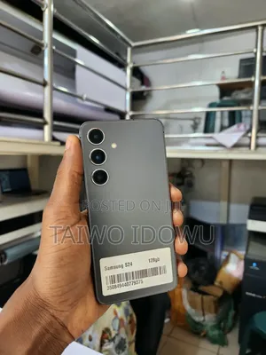 Samsung Galaxy S24 128 GB Gray