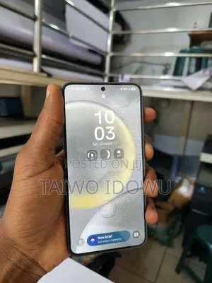 Samsung Galaxy S24 128 GB Gray