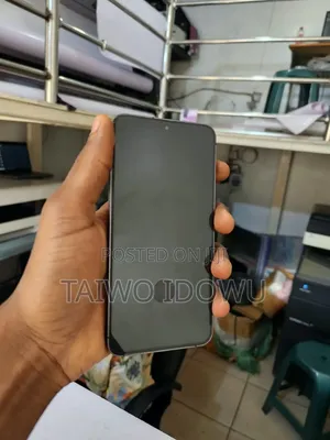 Samsung Galaxy S24 128 GB Gray