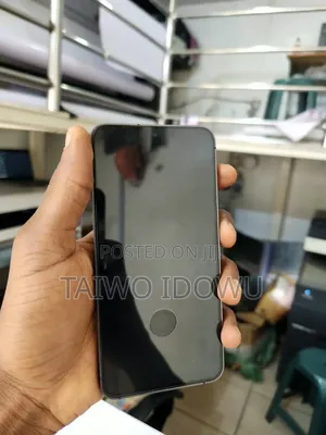 Samsung Galaxy S24 128 GB Gray