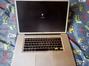 Laptop Apple MacBook 2010 8GB Intel Core i7 SSD 750GB