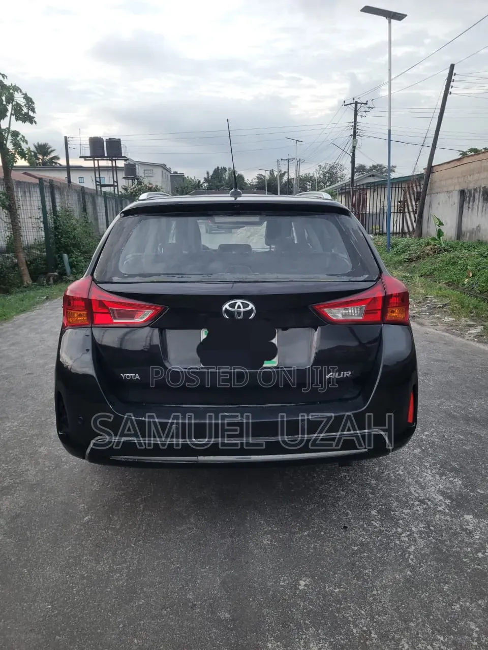Toyota Auris 2013 Black