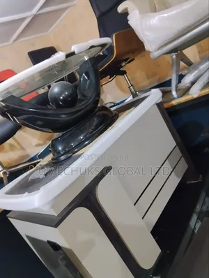 1.2m Office Desk With Hanging Lights