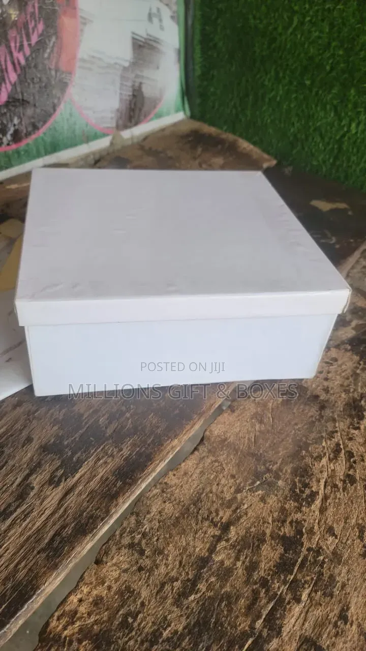 White Cover Removable Boxes ( 13 by 13 by 6 Inches)