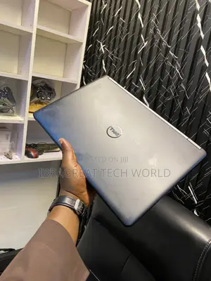 Laptop Dell Latitude E7450 12GB Intel Core i5 HDD 320GB