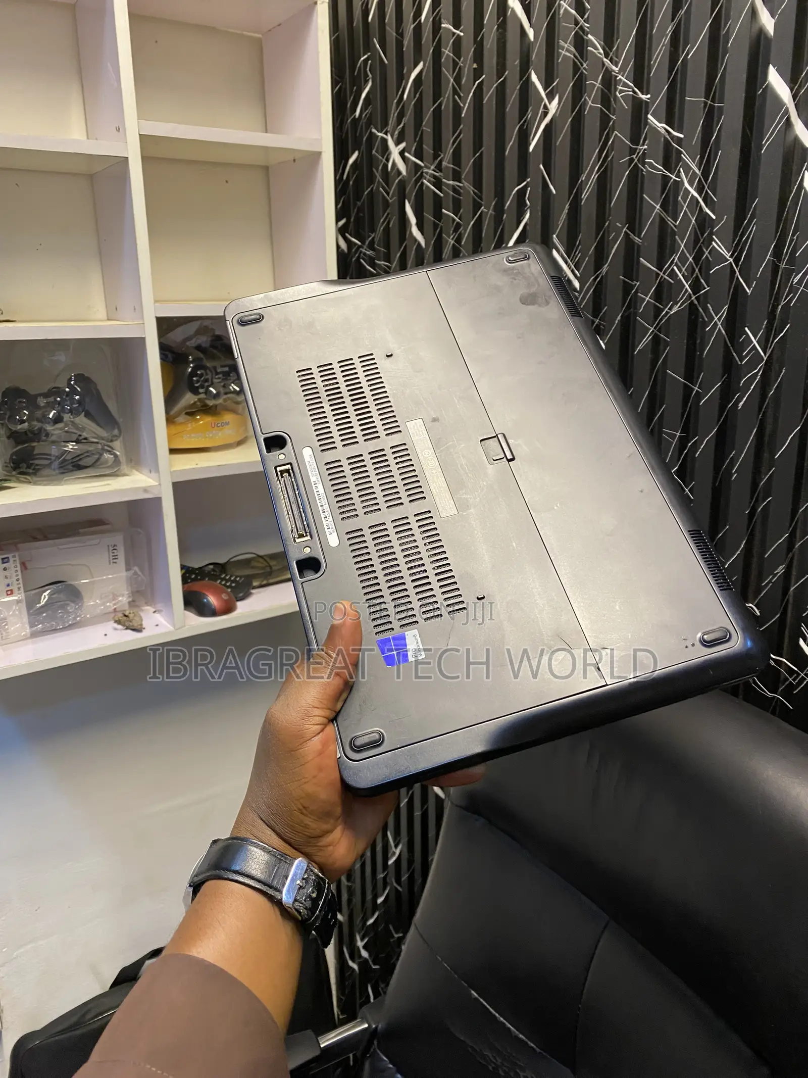 Laptop Dell Latitude E7450 12GB Intel Core i5 HDD 320GB