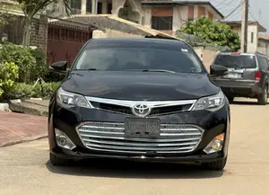 Toyota Avalon XLE Sedar FWD (3.5L 6cyl 6A) 2013 Black
