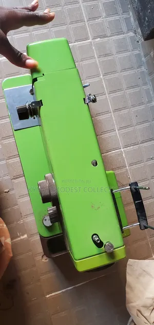 Table Top Sewing Machine