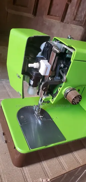 Table Top Sewing Machine