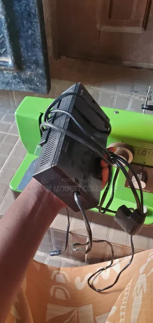 Table Top Sewing Machine