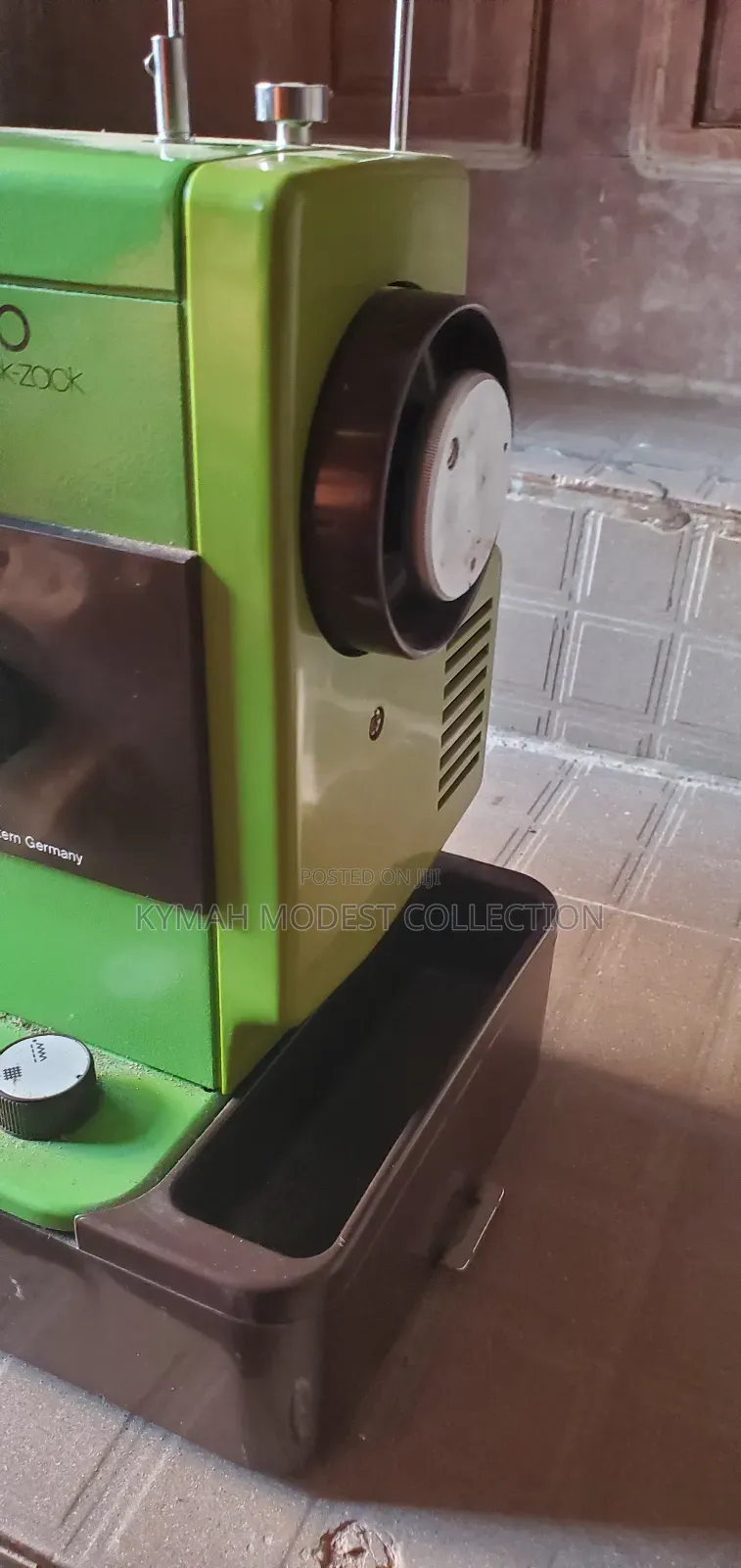 Table Top Sewing Machine