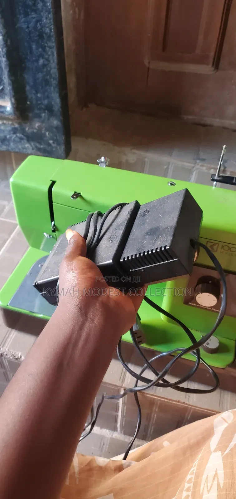 Table Top Sewing Machine