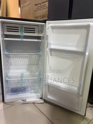 Royal 105L Refrigerator Appliance
