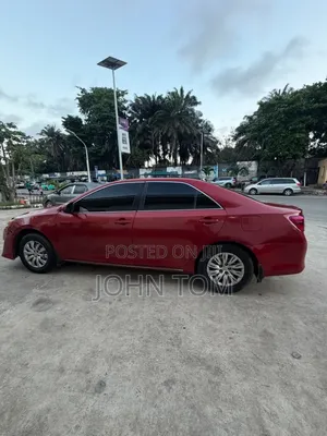 Toyota Camry LE 4dr Sedan (2.5L 4cyl 6A) 2013 Red