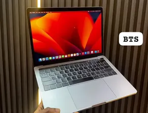 Laptop Apple MacBook Pro 2017 8GB Intel Core i5 SSD 256GB