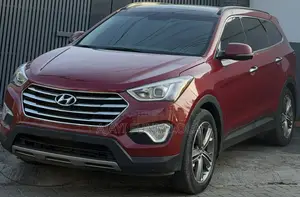 Hyundai Santa Fe 2015 Red