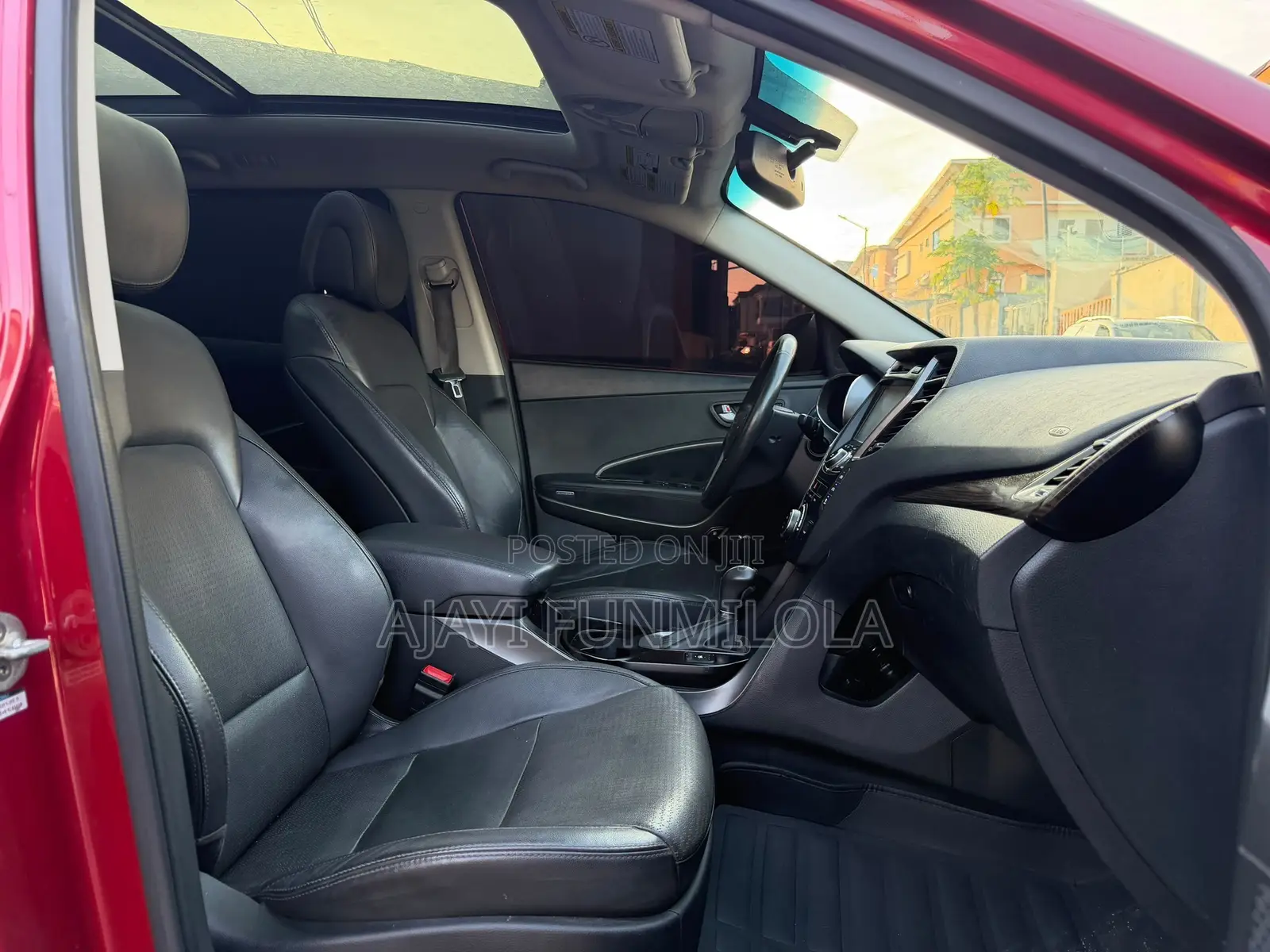 Hyundai Santa Fe 2015 Red