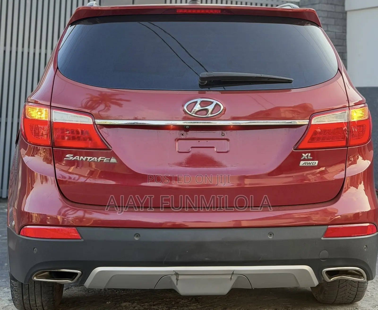 Hyundai Santa Fe 2015 Red