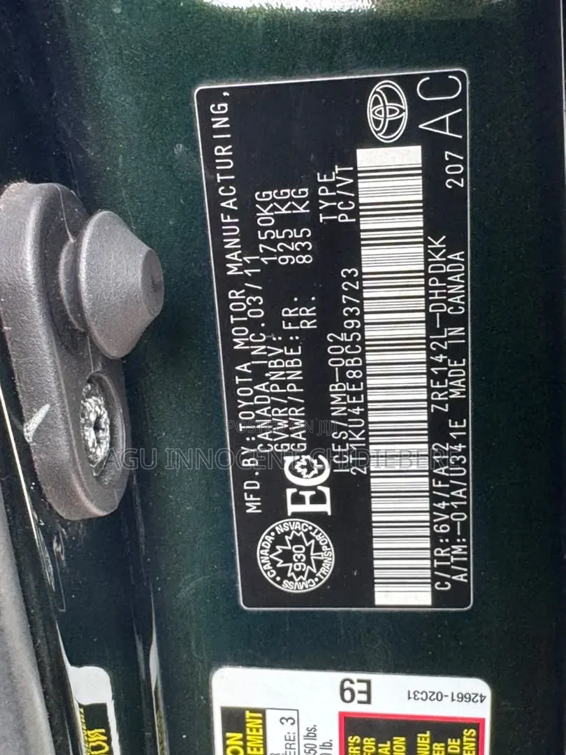 Toyota Matrix 2011 Green