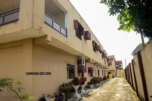 Furnished 11bdrm Mansion in Second Avenue Festac for sale