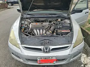 Honda Accord Automatic 2005 Silver
