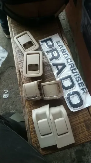 Seat Oponer for Prado 20015 Available for Sale 25k Each