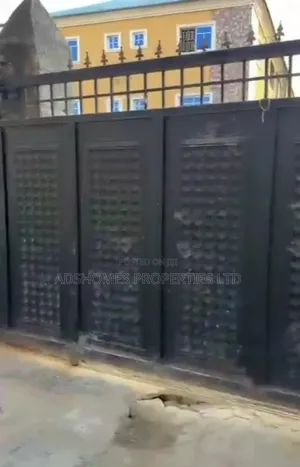 Furnished Mini Flat in Bariga / Shomolu for rent