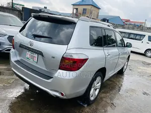Toyota Highlander 2008 Silver