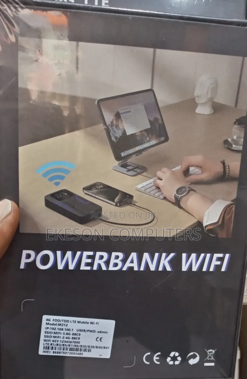 4G Wifi and Power Bank.