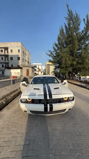 Dodge Challenger 2014 White