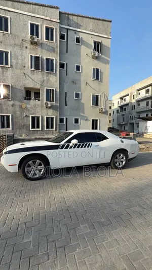 Dodge Challenger 2014 White