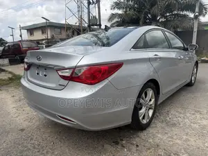 Hyundai Sonata 2012 Silver