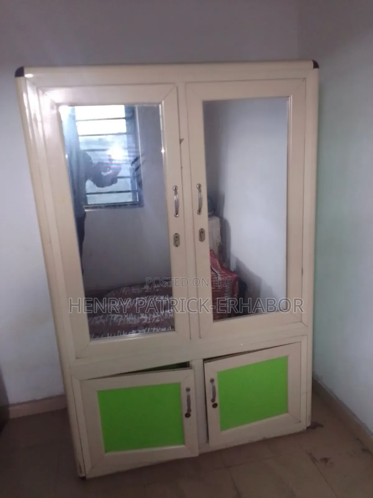 Neat Wardrobe