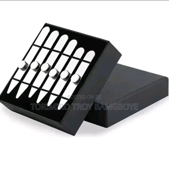 Magnetic Collar Stays