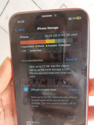 Apple iPhone XR 64 GB Red