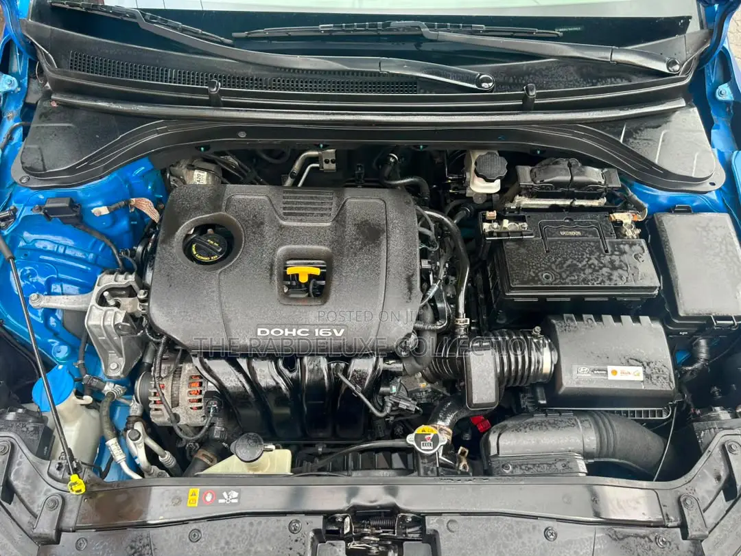 Hyundai Elantra 2017 Blue