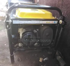 Sumec Firman SPG3000E2 Petrol Generator – Electric Start, 2.8kVA