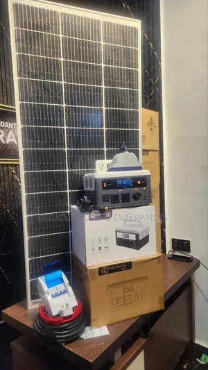 Affordable 700W Solar Generator With Installation Accessories