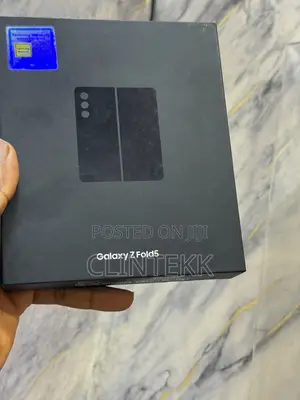 New Samsung Galaxy Fold 5G 512 GB Black