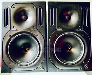 Clean Used Behringer Truth B2031A Active Studio Monitors (Pair)