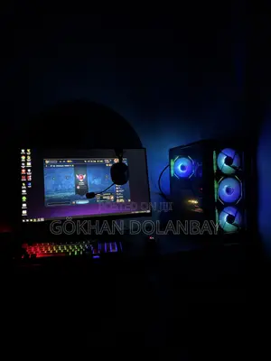 Desktop Computer 16GB AMD Ryzen 5 SSD 512GB