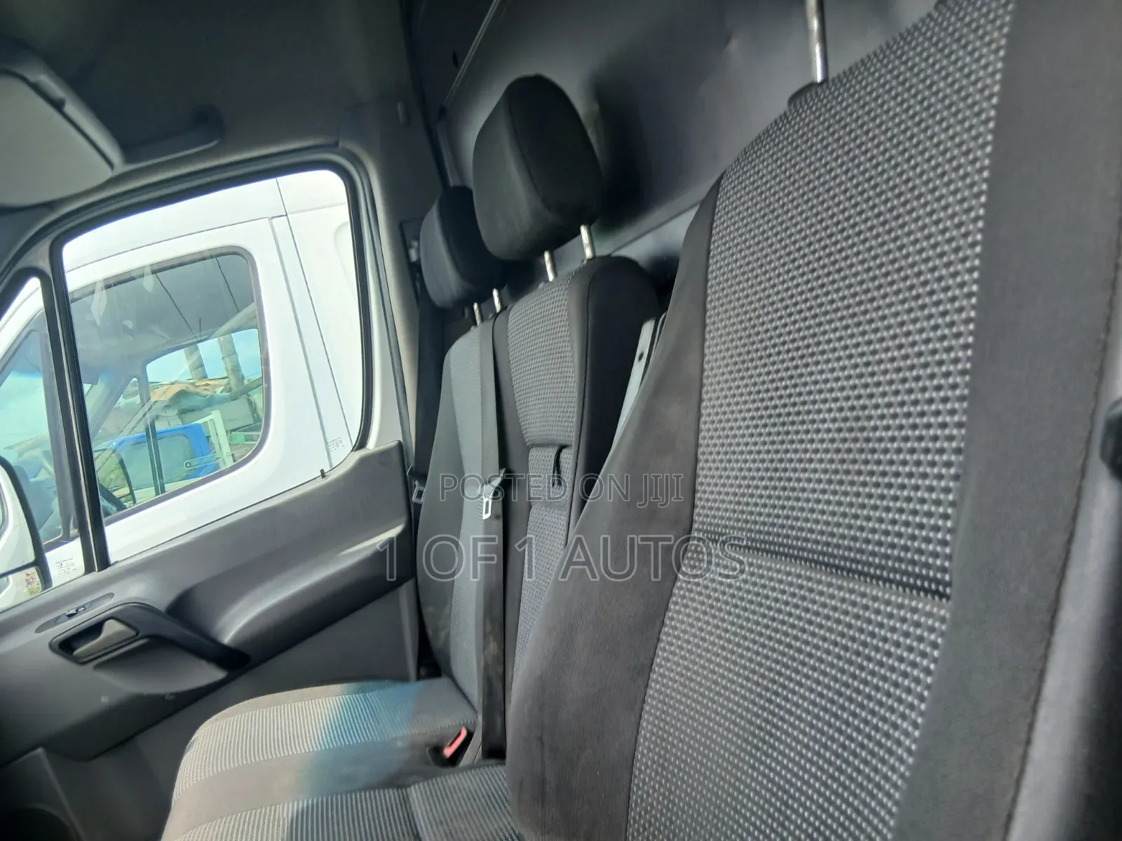 Mercedes-Benz Sprinter 2015 White