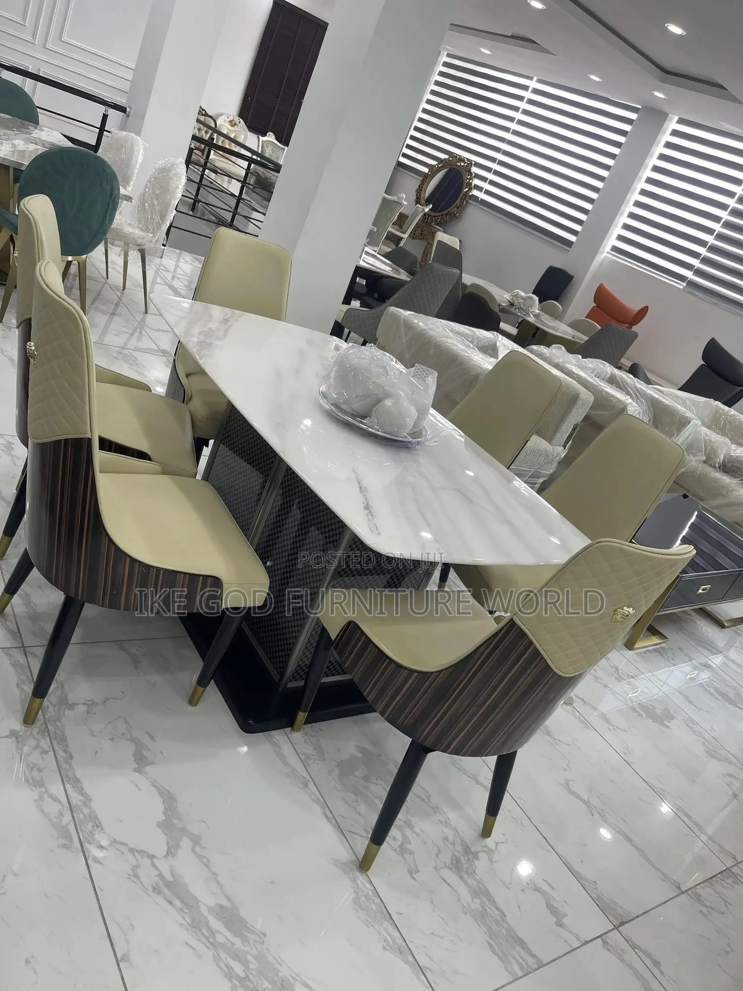 6seater Imported Turkey Marble Dining Table