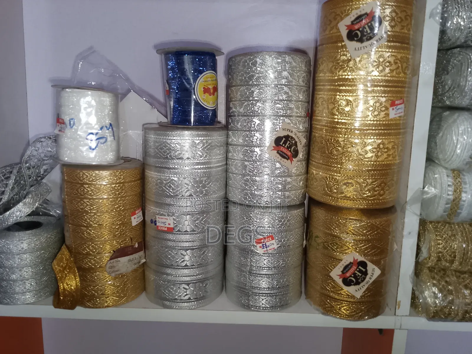 Garment Accessories & Materials.
