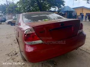 Toyota Camry 2005 Red